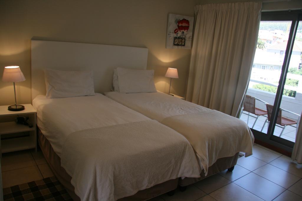 Amalfi On Regent Hotel Cape Town Bagian luar foto