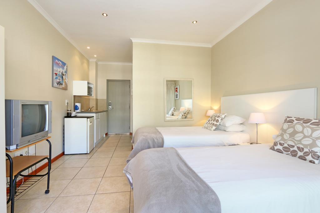 Amalfi On Regent Hotel Cape Town Bagian luar foto